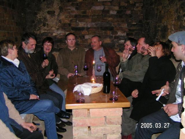 Отель Weingut Zur Schlafmuetze Herrnbaumgarten Экстерьер фото